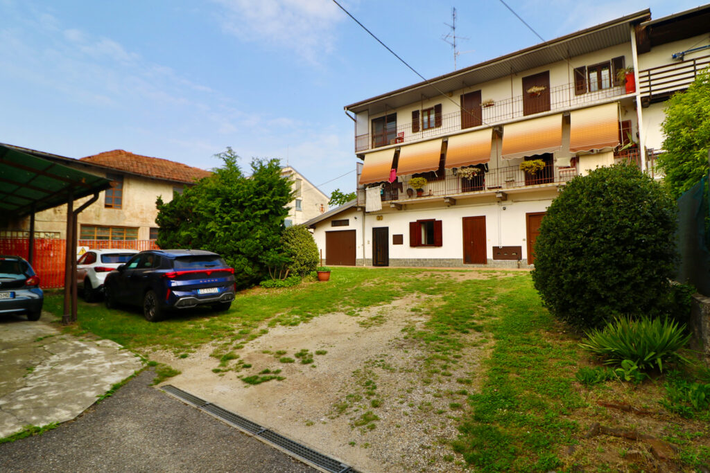 esterna